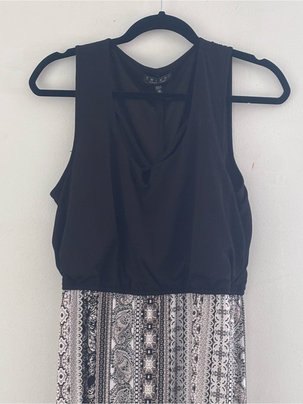 Sleeveless Black & Patterned Maxi Dress Size XL - Picture 2 of 9